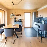 Holzhaus 