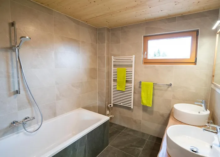 Holzhaus Zum Schwarz'n Apartment *