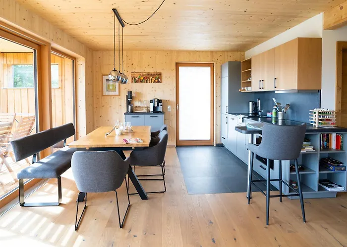 Holzhaus Zum Schwarz'n Apartment Aurach am Hongar